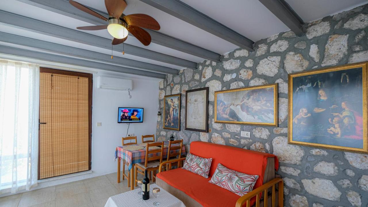 Teras Butik Apart Karaburun  Exterior photo